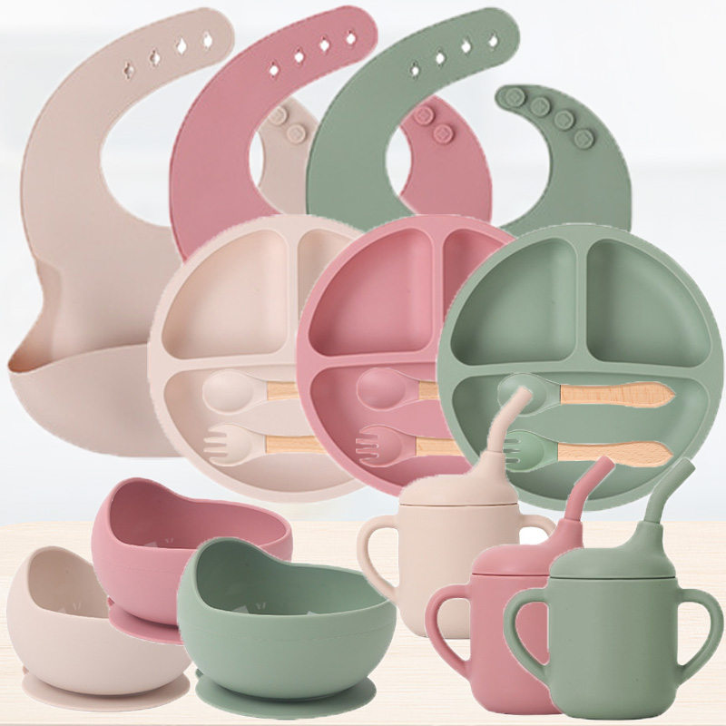Children's silicone tableware  - огляд і ціна Baby Food Kit
